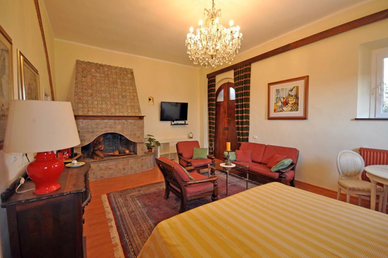 Hôtel La Stanza Del Podere Isabella à San Vincenzo Extérieur photo