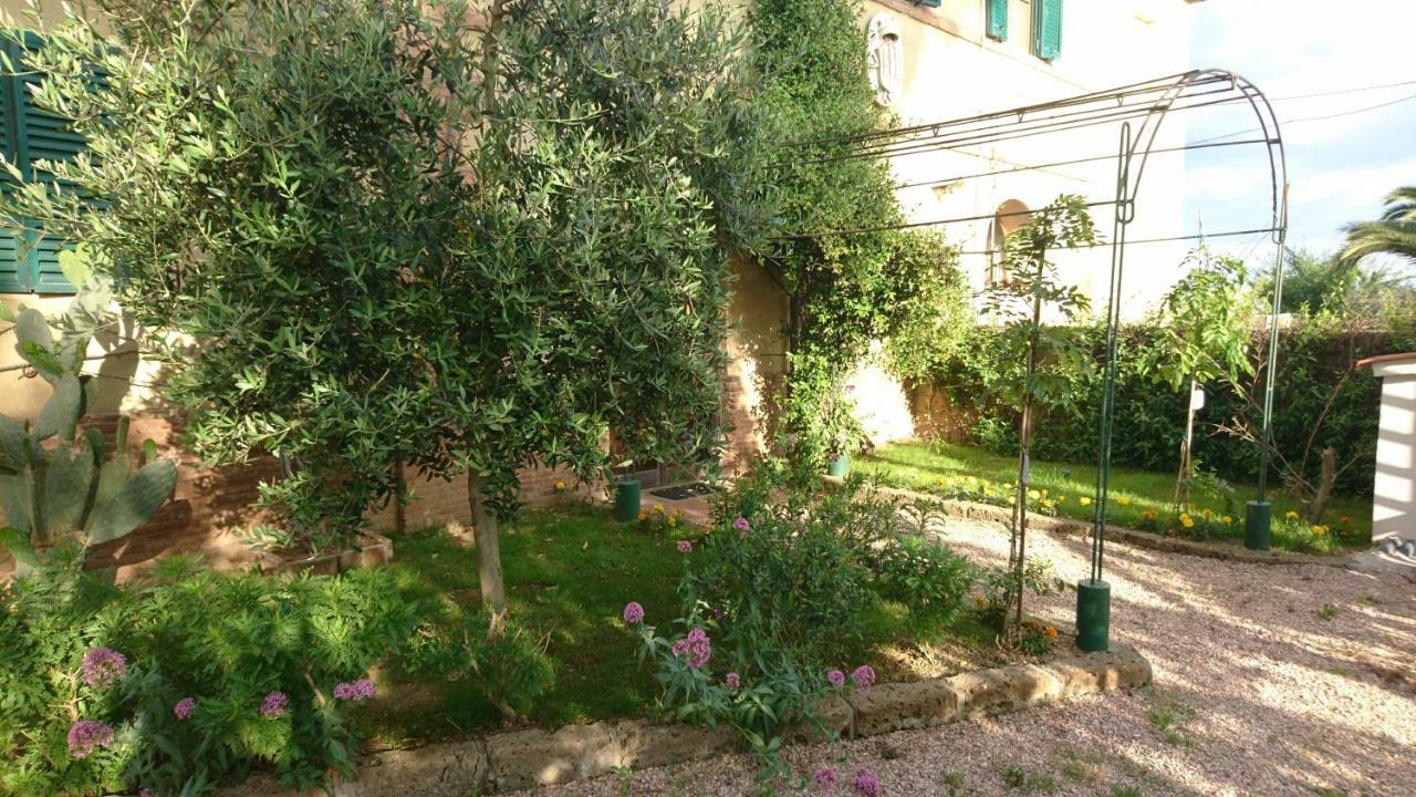Hôtel La Stanza Del Podere Isabella à San Vincenzo Extérieur photo
